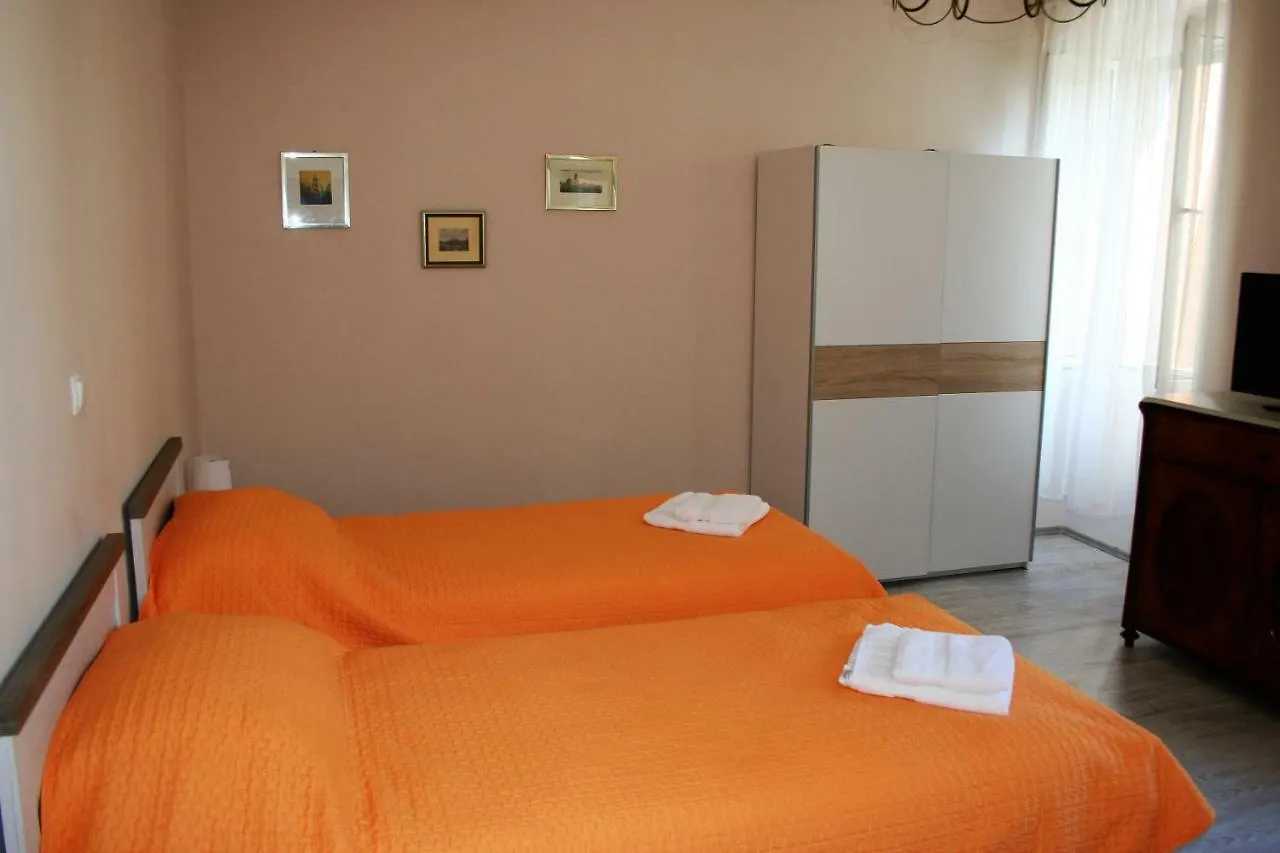 Pavelin apartments Split 0*,  Kroatië