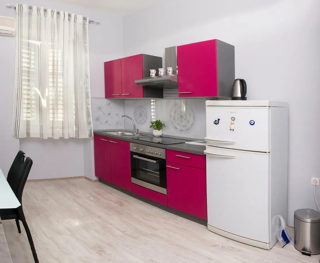 Pavelin Apartments Split 0*,