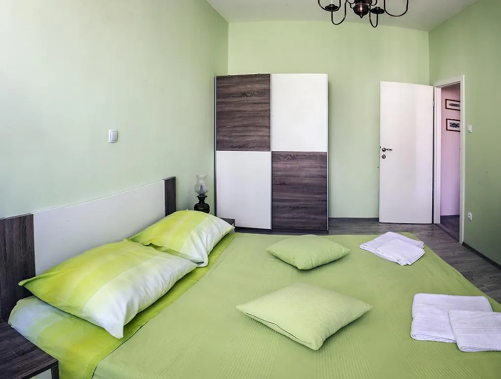 Pavelin Apartments Split